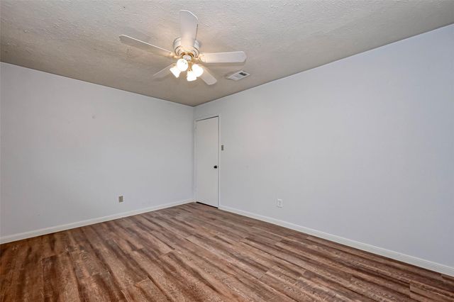 2831 Pecan Ridge Drive, Sugar Land, TX 77479