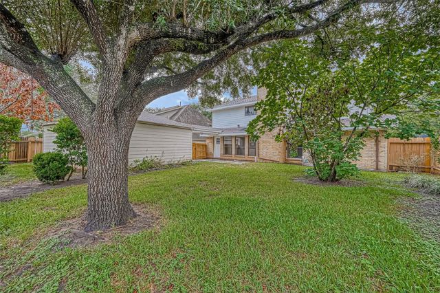 2831 Pecan Ridge Drive, Sugar Land, TX 77479