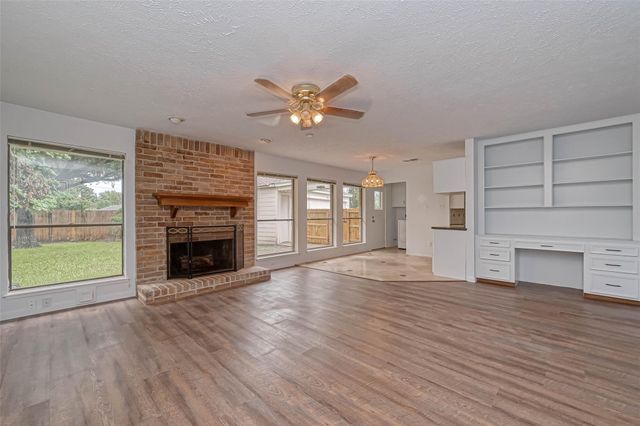 2831 Pecan Ridge Drive, Sugar Land, TX 77479