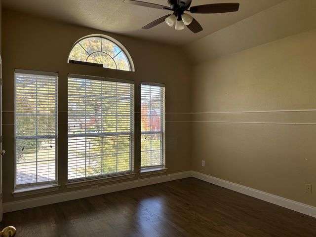 5520 S Briar Ridge Circle, Mckinney, TX 75072