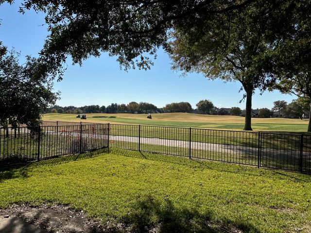 5520 S Briar Ridge Circle, Mckinney, TX 75072