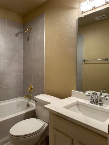 5520 S Briar Ridge Circle, Mckinney, TX 75072