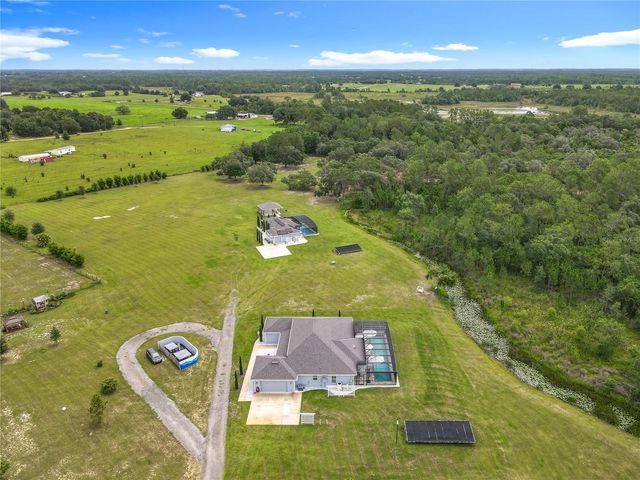 10220 & 10224 BAY LAKE ROAD, Groveland, FL 34736