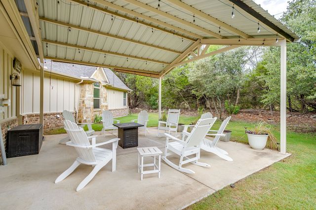 605 Embers Lane, Weatherford, TX 76085