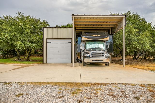 605 Embers Lane, Weatherford, TX 76085