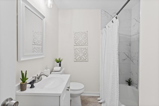 5013 Oxford Avenue, Edina, MN 55436