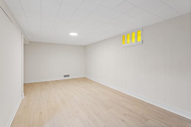 5013 Oxford Avenue, Edina, MN 55436