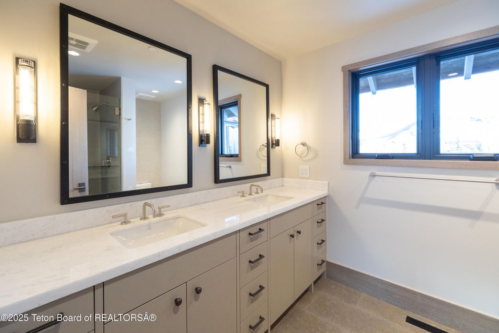 2165 S BLUE CRANE Drive, Jackson, WY 83001 photo 37