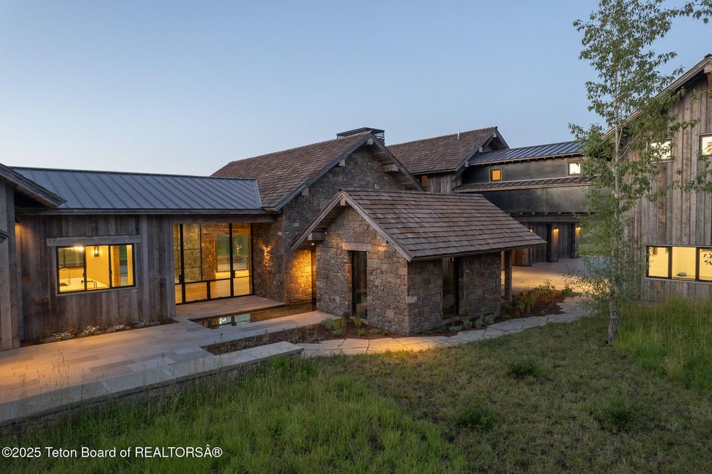 2165 S BLUE CRANE Drive, Jackson, WY 83001 photo 4