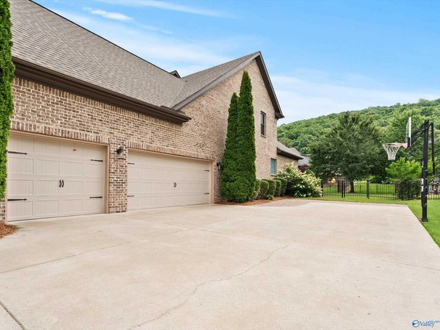 9 Braewick Place, Gurley, AL 35748