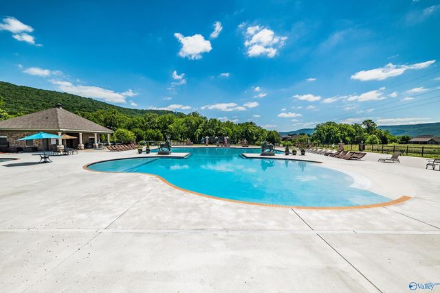 9 Braewick Place, Gurley, AL 35748