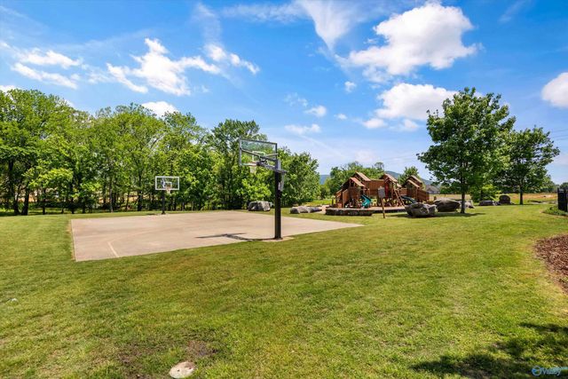 9 Braewick Place, Gurley, AL 35748