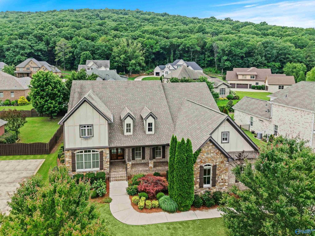 9 Braewick Place, Gurley, AL 35748