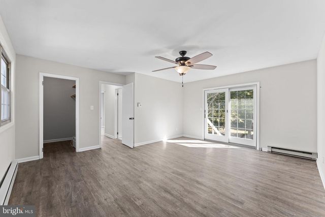 7 N RIDGE RD, Perkasie, PA 18944