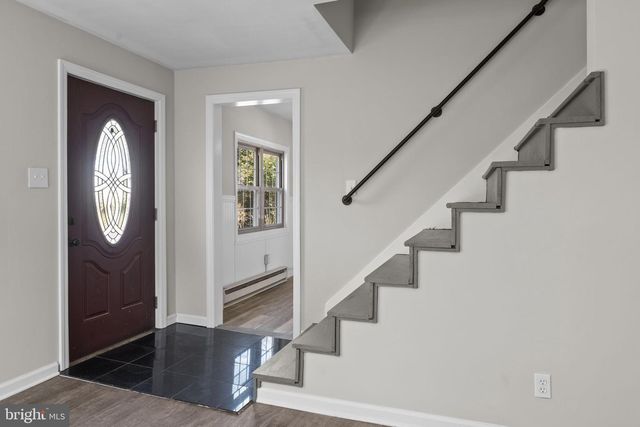 7 N RIDGE RD, Perkasie, PA 18944