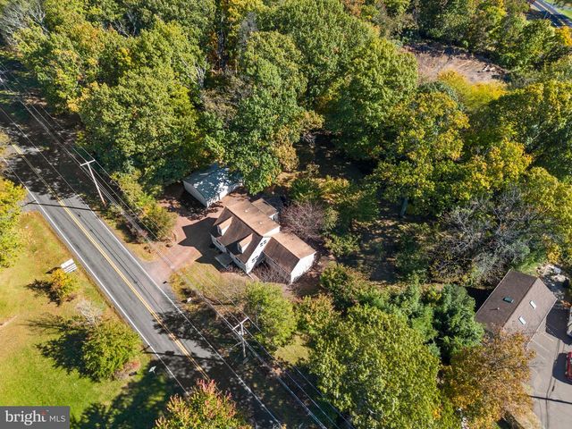 7 N RIDGE RD, Perkasie, PA 18944