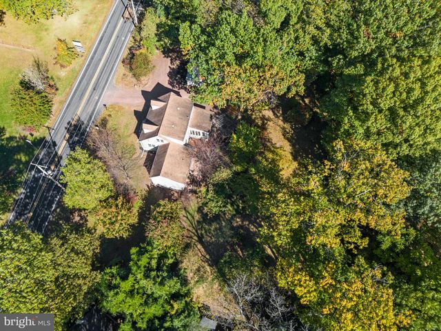 7 N RIDGE RD, Perkasie, PA 18944