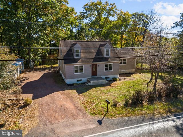 7 N RIDGE RD, Perkasie, PA 18944