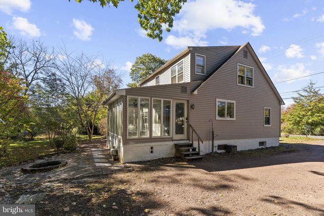 7 N RIDGE RD, Perkasie, PA 18944