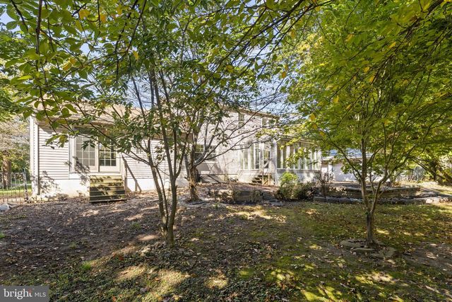 7 N RIDGE RD, Perkasie, PA 18944