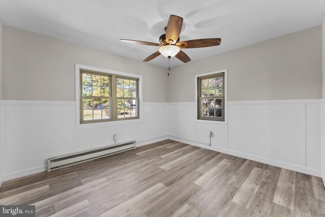 7 N RIDGE RD, Perkasie, PA 18944