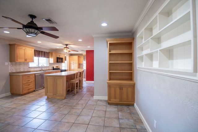 2906 David Lane, Arlington, TX 76013