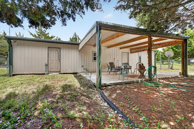 8088 Telegraph Road, Quinlan, TX 75474