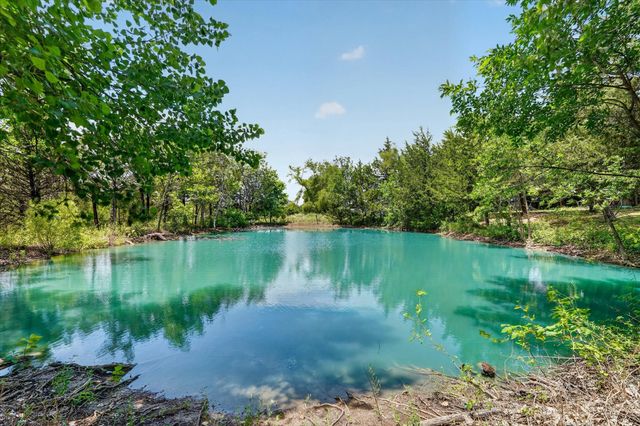 8088 Telegraph Road, Quinlan, TX 75474