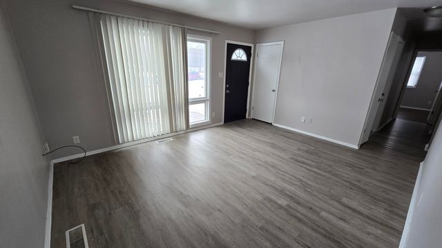 7730 Rhode Island Court, Hammond, IN 46323