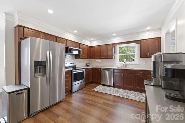 13657 Idlewild Road, Matthews, NC 28105