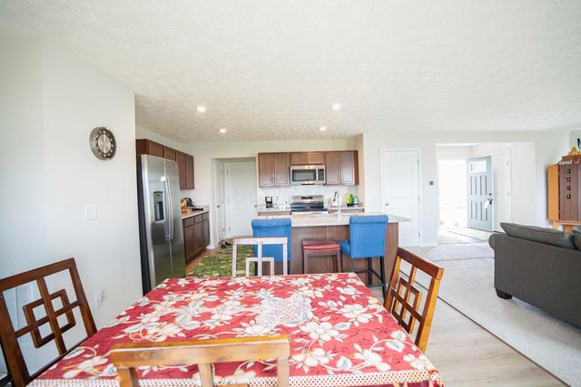 8587 Erie Loop, Canal Winchester, OH 43110