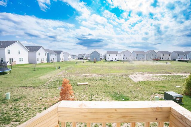 8587 Erie Loop, Canal Winchester, OH 43110