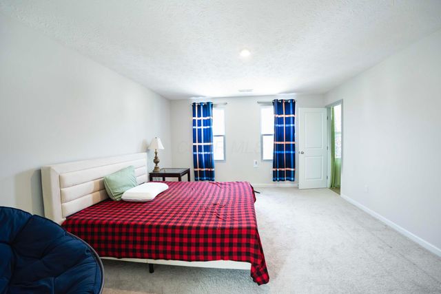 8587 Erie Loop, Canal Winchester, OH 43110