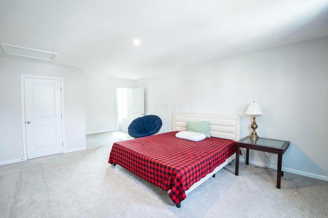 8587 Erie Loop, Canal Winchester, OH 43110