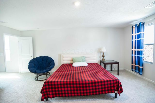 8587 Erie Loop, Canal Winchester, OH 43110