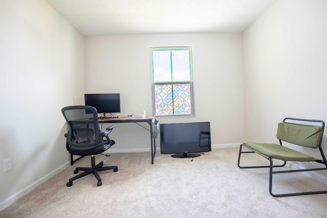 8587 Erie Loop, Canal Winchester, OH 43110