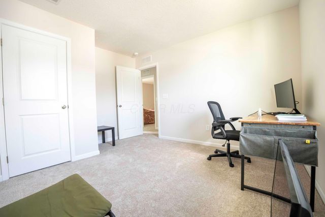 8587 Erie Loop, Canal Winchester, OH 43110