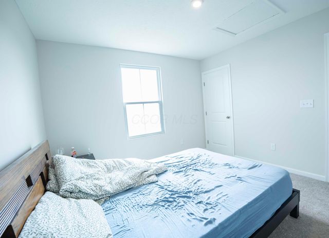 8587 Erie Loop, Canal Winchester, OH 43110