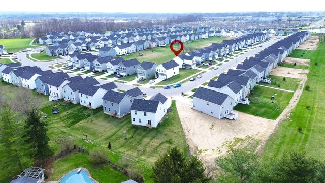 8587 Erie Loop, Canal Winchester, OH 43110