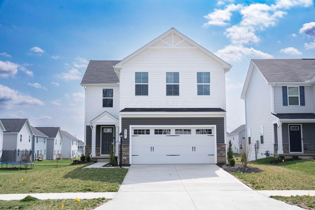 8587 Erie Loop, Canal Winchester, OH 43110