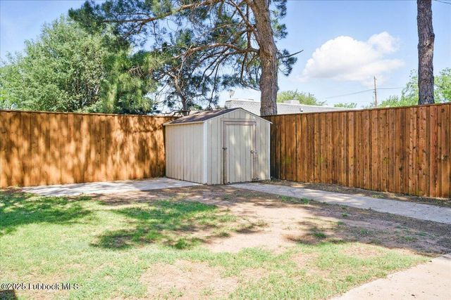 5726 67th Street, Lubbock, TX 79424