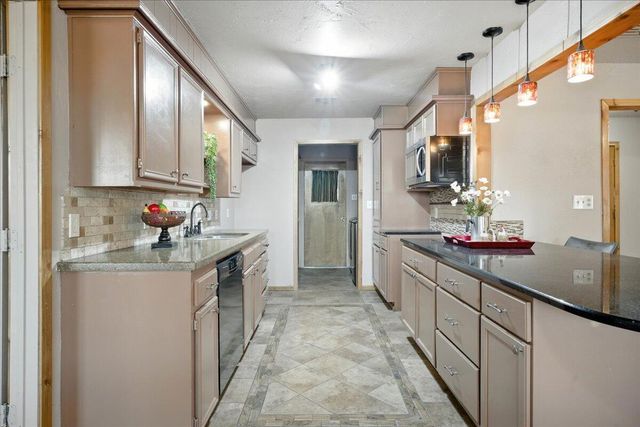 5726 67th Street, Lubbock, TX 79424