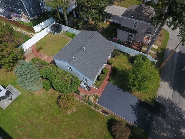 58 Earley St, Brockton, MA 02302