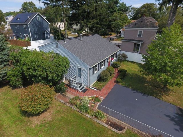 58 Earley St, Brockton, MA 02302