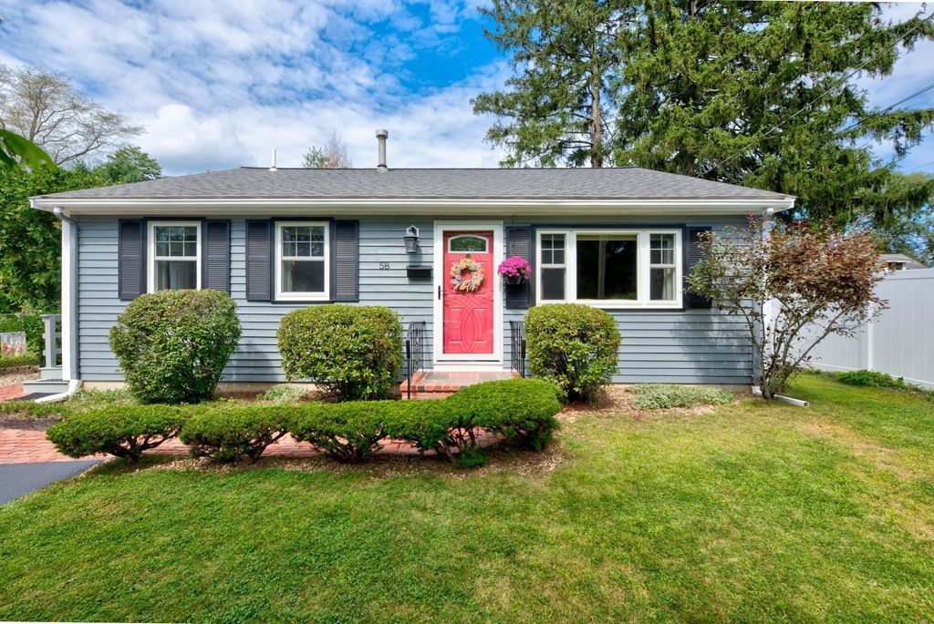 58 Earley St, Brockton, MA 02302