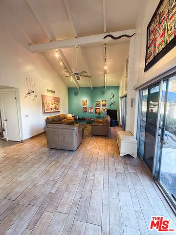 1833 S Araby Drive 11, Palm Springs, CA 92264