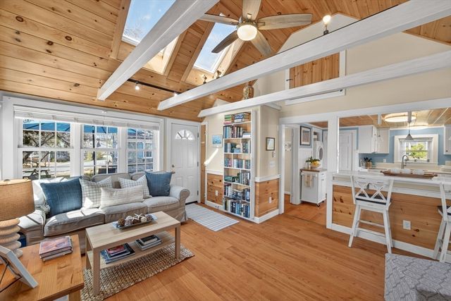 291 Old Wharf Rd 14, Dennis, MA 02639