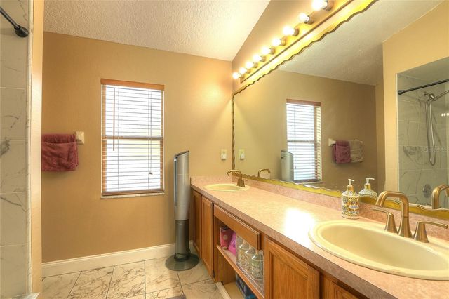 11561 WELLMAN DRIVE, Riverview, FL 33578