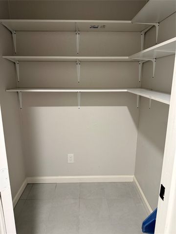 511 Commerce Street, Kemp, TX 75143