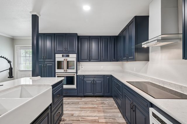 511 Commerce Street, Kemp, TX 75143
